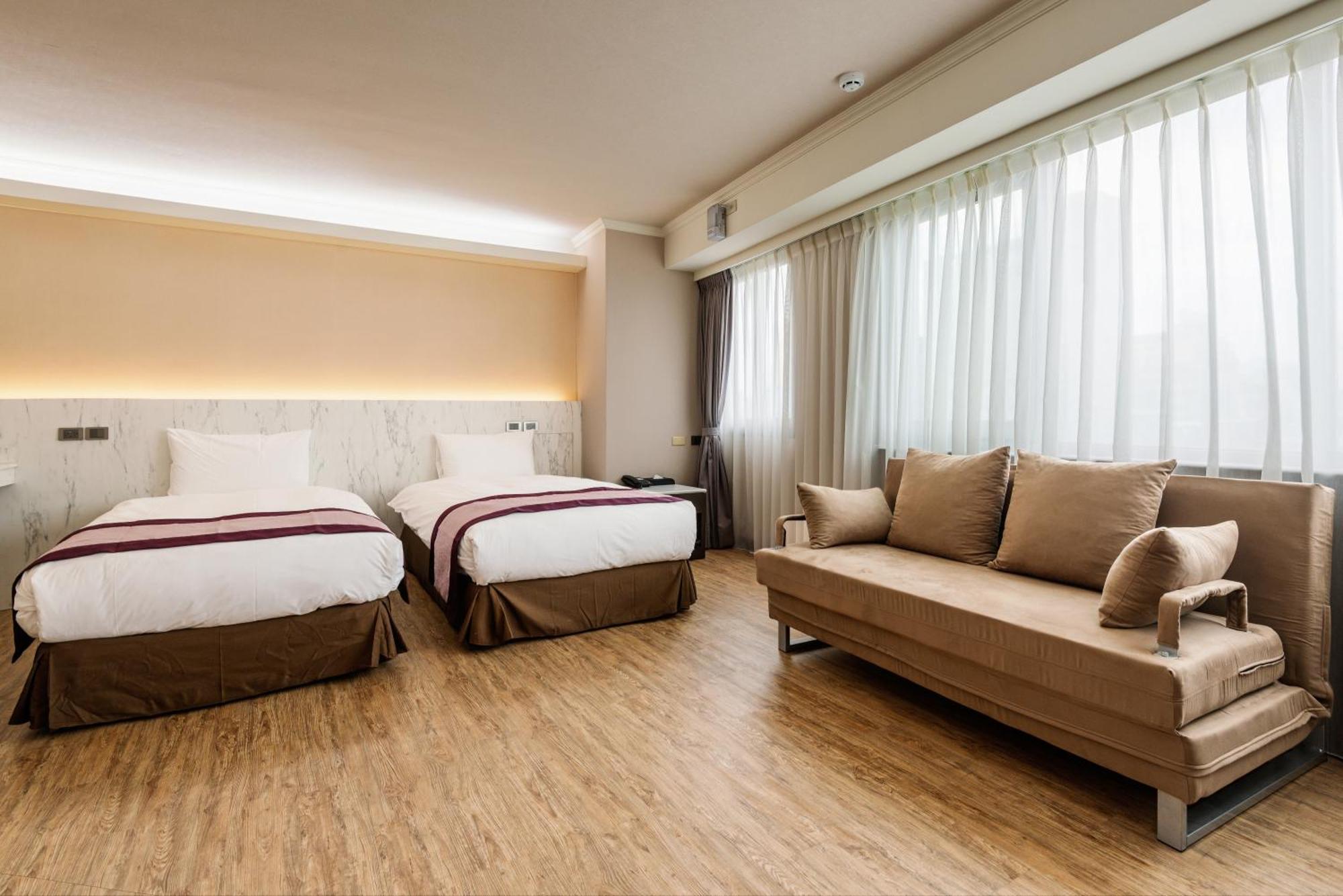 Mercury Hotel Taichung Ruang foto